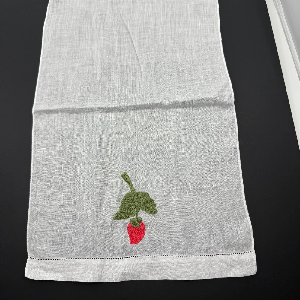Vintage,Unused White Madeira Linen , Embroidered Berry Finger Tip Guest Towel
